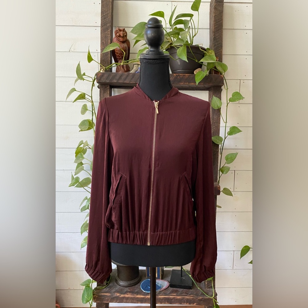H&M: Women's Burgundy Bomber Jacket - Picture 4 of 17